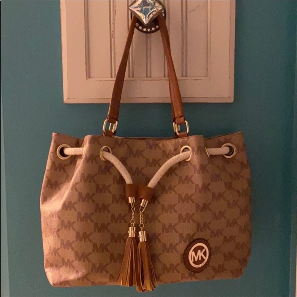 Michael Kors large signature tote handbag